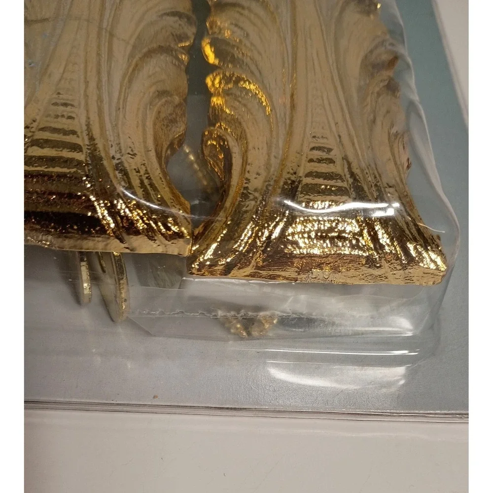 Vintage Springmaid Gold Leaf Holdback Brass Curtain Drapery Window Fashions NOS